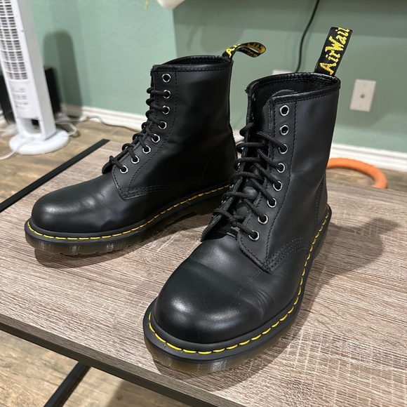 Docs Dr. Martens 1460 (11822) Nappa Leather Lace Up Boots Mens Size 8 - Picture 3 of 9